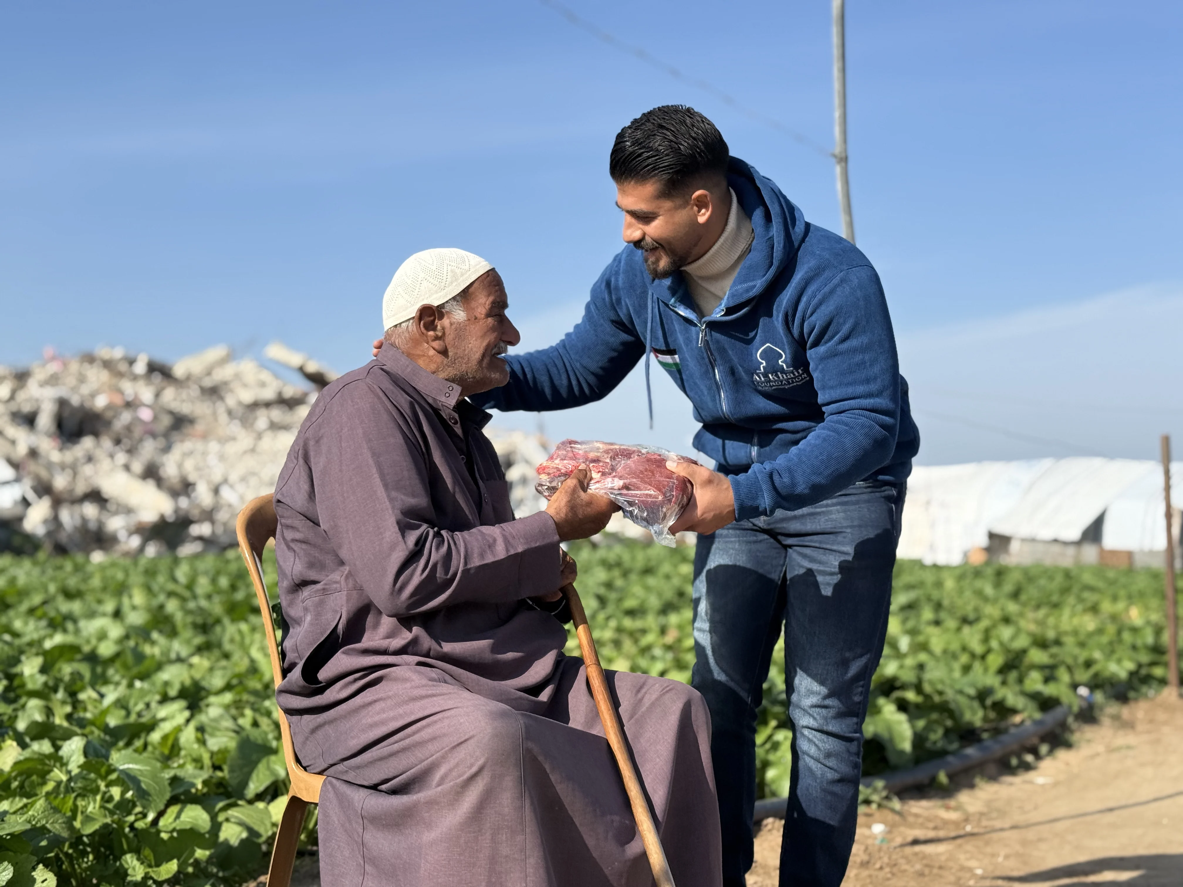 أول قافلة لحوم مجمدة إلى غزة.. كيف كُسر الحصار ووصل الغذاء؟